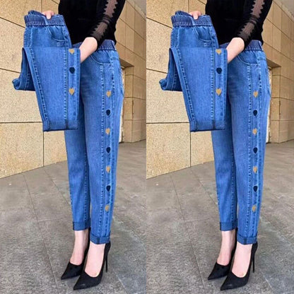 🔥Hot Sale🔥Women's High-Elasticity Heart Pattern Embroidered Jeans