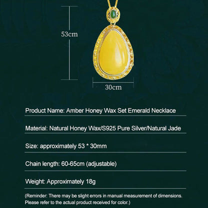 Elegant Lucky Flower Pendant Necklace