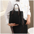 Women's Spacious Handbag – Sleek and Versatile