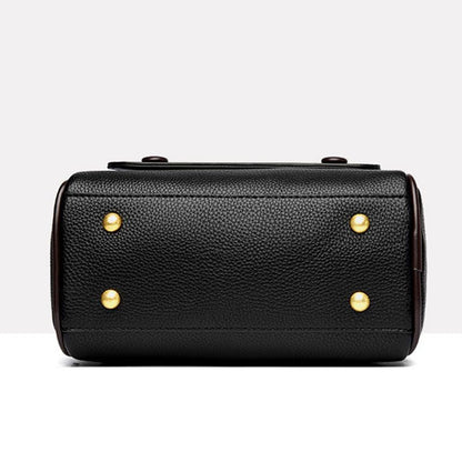 Lady’s Fashionable Small Square Bag with Large Capacity
