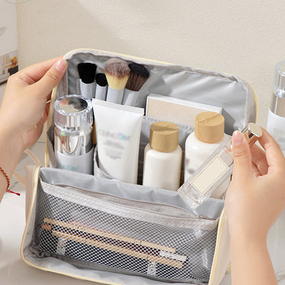 🔥Hot Sale🔥Stylish Handheld Partitioned Cosmetic Bag👜