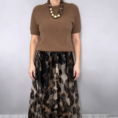 🔥Women's Two-Piece Sweater & Leopard Flowy Skirt Set